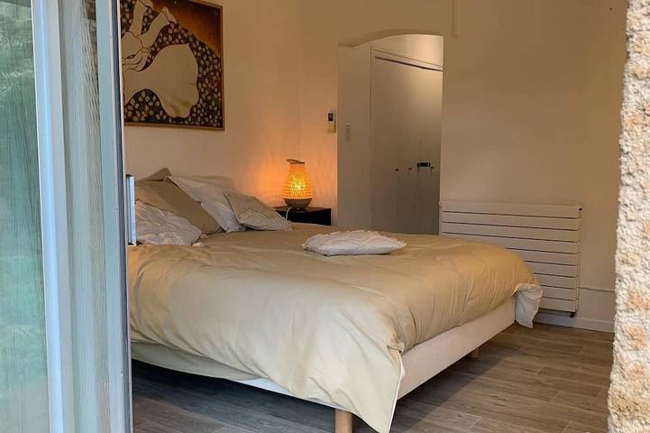 Location de vacances pour 6 personnes, avec jardin à Ampus - 2