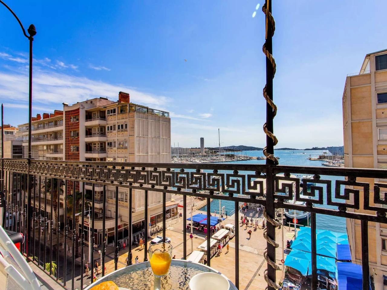 Apartamento entero, 3 estancias 5 Personas in Tolón, Region de Toulon