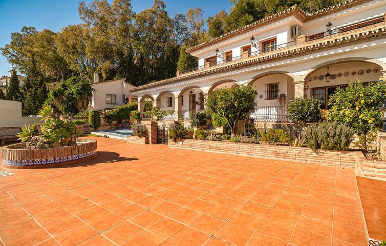 Appartement de vacances confortable avec piscine et terrasse près du centre ville de Mijas in Mijas Pueblo, Mijas