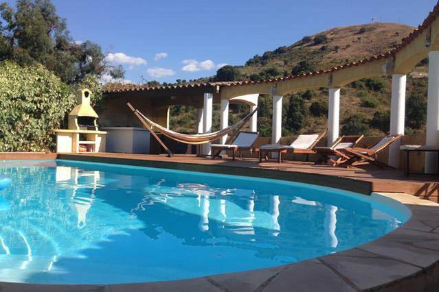 Appartement entier, Apartment in Sarrola-Carcopino, Région d'Ajaccio