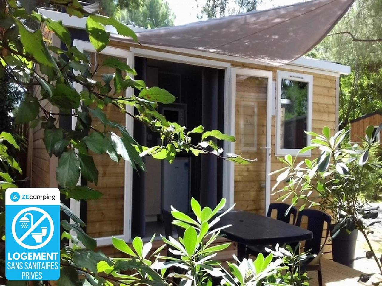 Camping 3 étoiles - Parc aquatique - ccbbhbf in Pézenas, Côte d'Améthyste