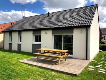 Gîte pour 6 personnes, avec jardin et terrasse à Ligny-Thilloy
