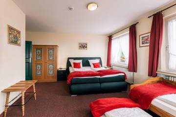 Hotel für 4 Personen in Einbeck, Weserbergland, Bild 1