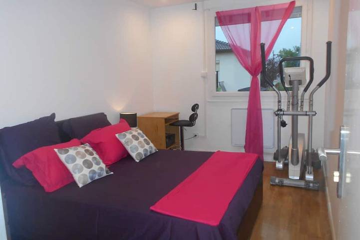 Gîte pour 10 personnes à Meyzieu - 2