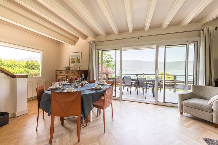 Location de vacances pour 8 personnes, avec jardin et vue sur le lac à Veyrier-du-Lac - 2