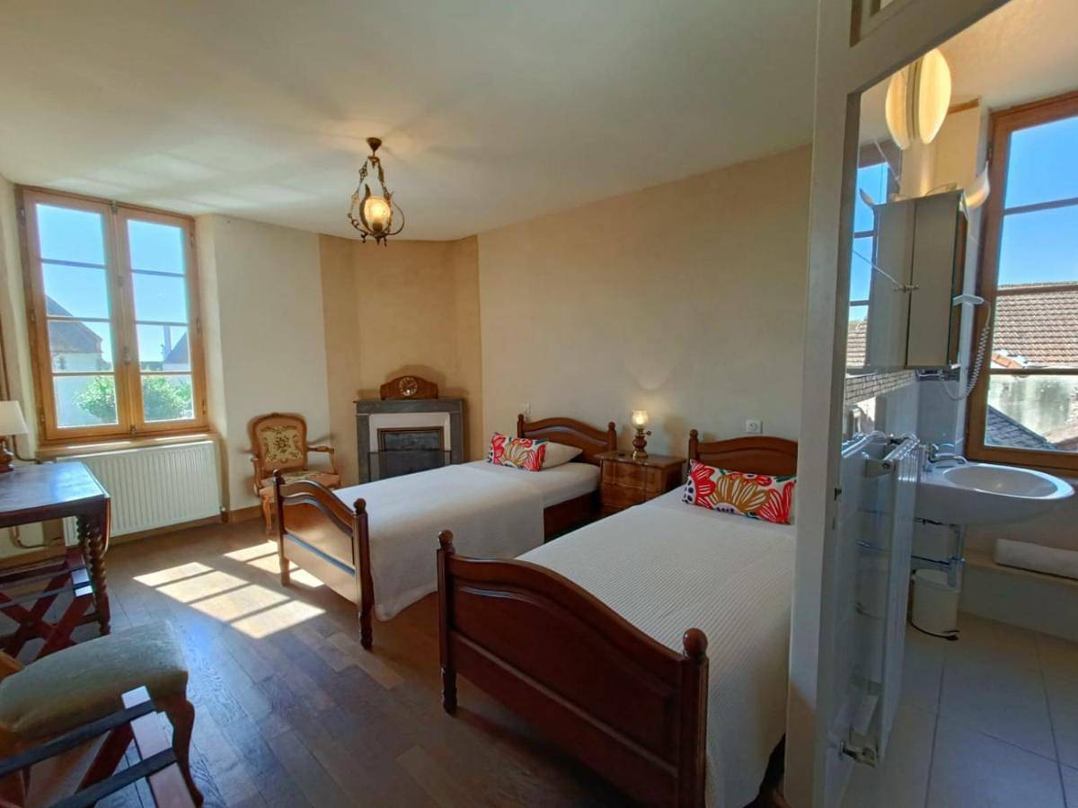 Double Room in Cercy-la-Tour, Nièvre