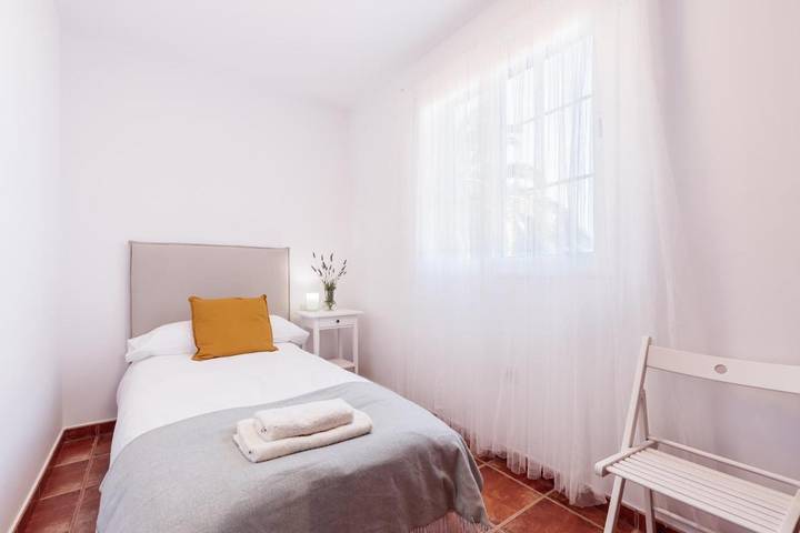 Ferienhaus für 10 Personen, mit Terrasse und Garten sowie Pool und Ausblick auf La Palma - 4