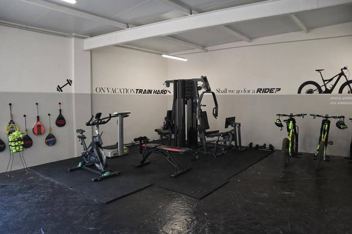 Casa rural para 15 personas, con sauna y piscina además de jacuzzi y jardín en L'Alcoià - 4