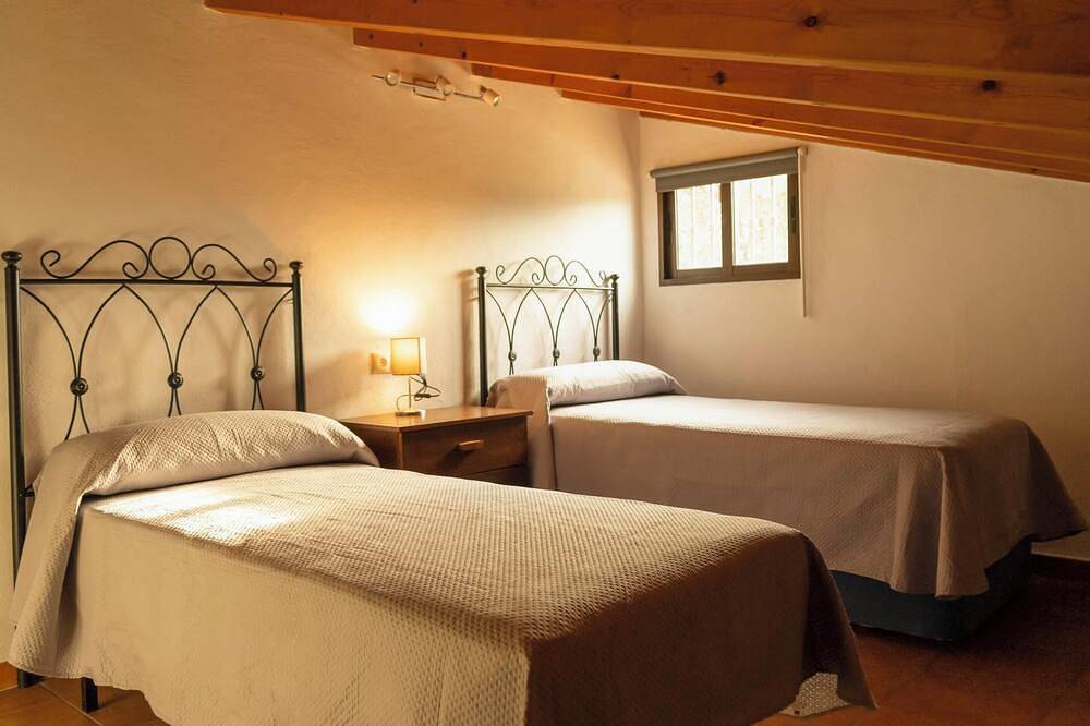 Casa Rural Mis Niñas. Casa ideal para familias, relax, vistas, naturaleza, paz.. in Casabermeja, Provincia de Málaga