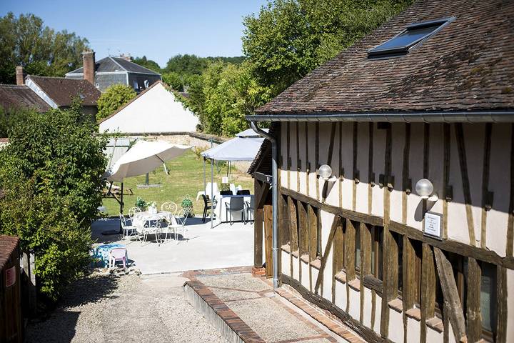 Gîte pour 23 personnes, avec jardin dans Charny-Orée-de-Puisaye - 3