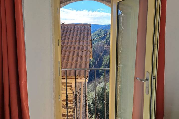 Location de vacances pour 4 personnes, avec jardin et terrasse à Dompnac - 4