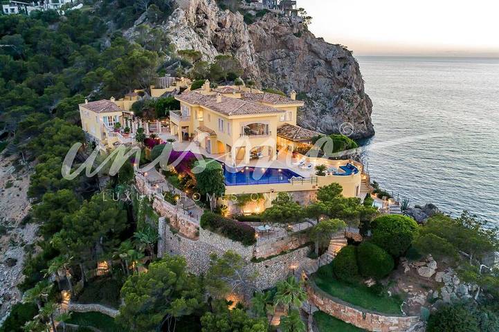 Villa für 12 Personen, mit Sauna und Balkon sowie Whirlpool und Garten in Port d'Andratx