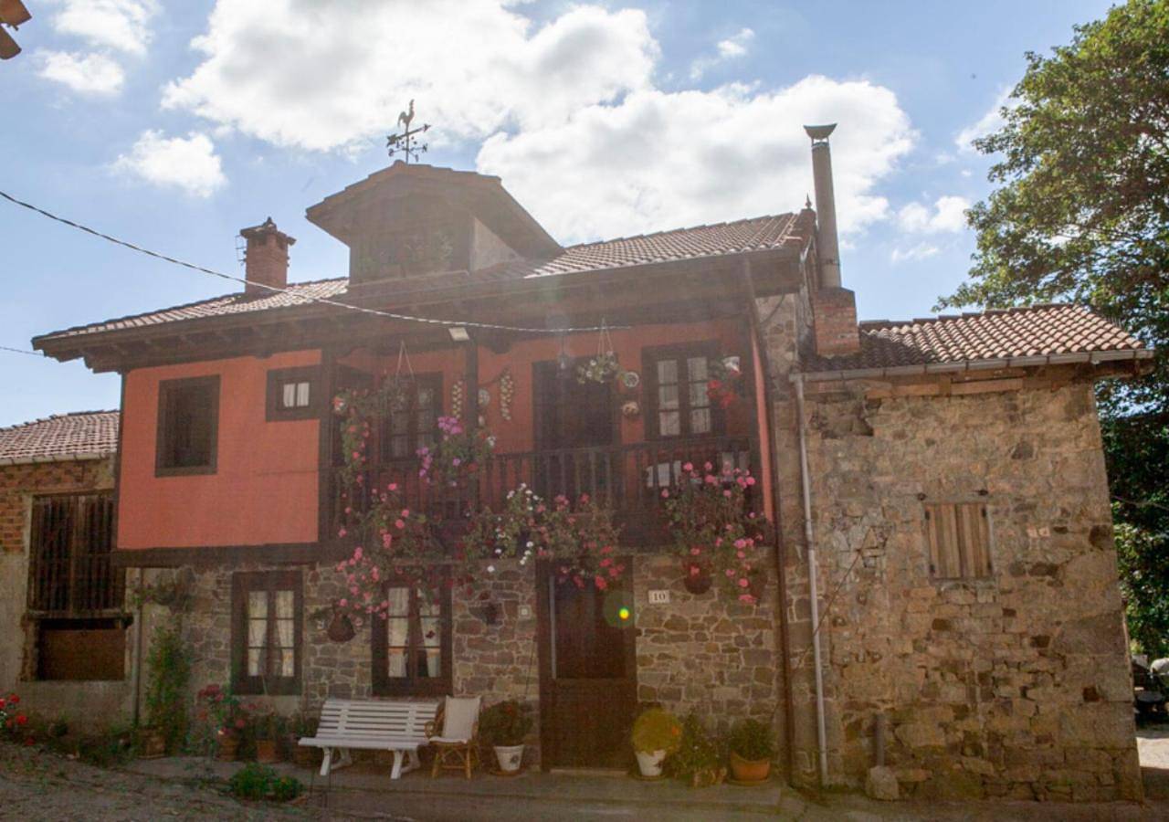 Three-Bedroom House in Laviana, Cordillera Cantábrica
