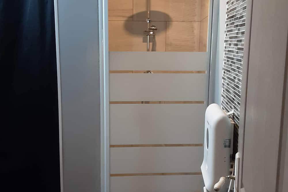 Apartamento entero, 50m2 de silencio en el corazón de Vitrolles. in Vitrolles, Costa mediterránea (Francia)
