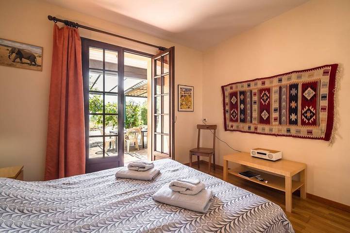 Location de vacances pour 8 personnes, avec piscine ainsi que jardin et terrasse à Beaufort (Francia) - 4