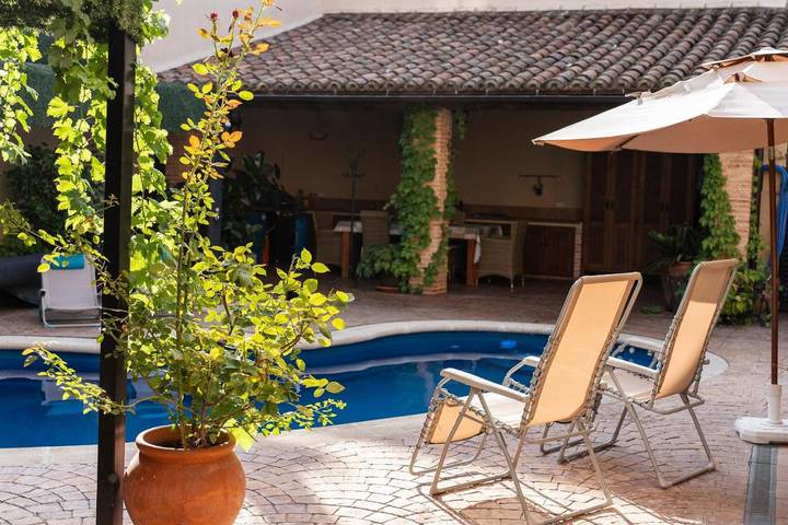 Chalet para 10 personas, con piscina además de vistas y jardín en Valle del Jerte - 2