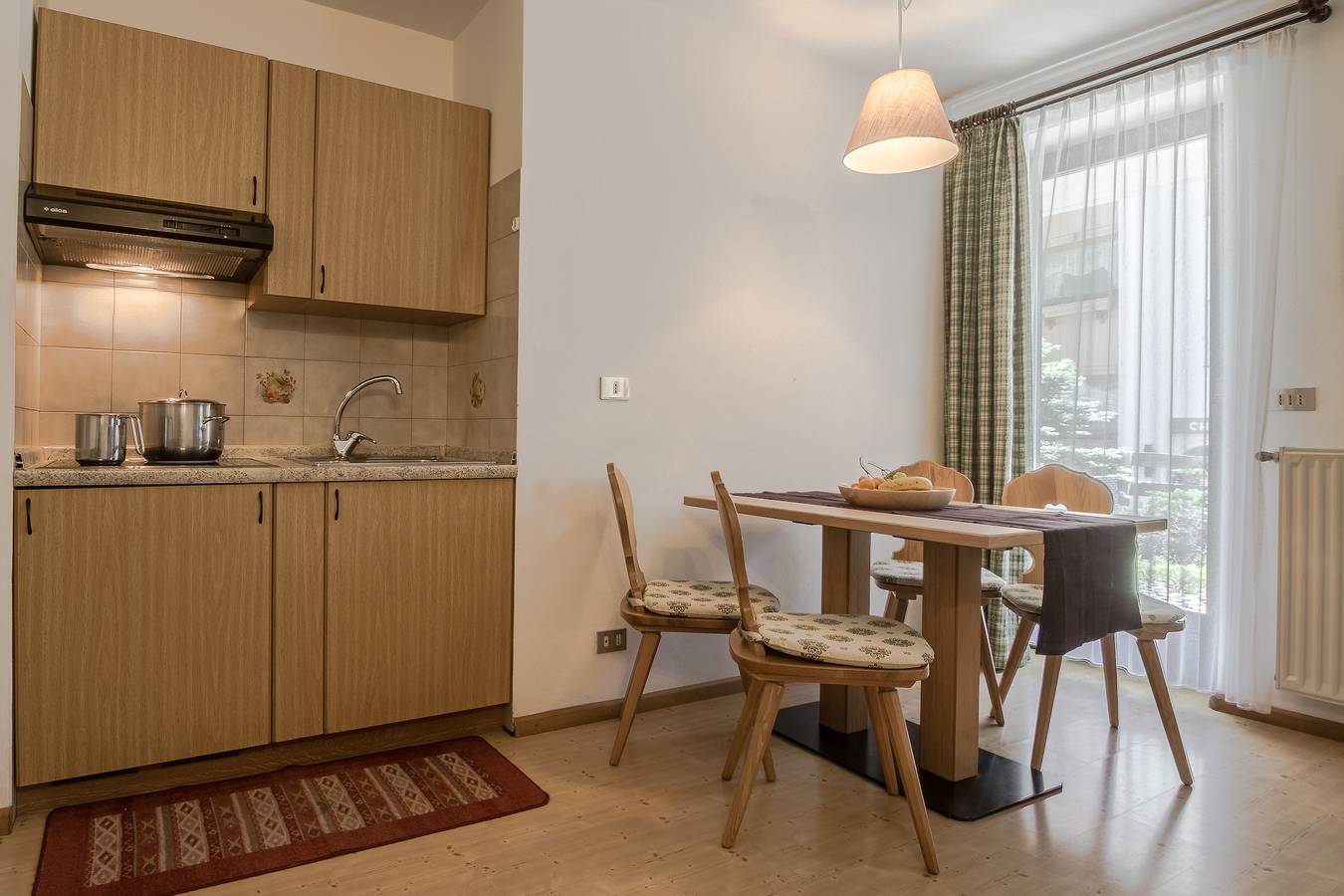 Apartamento entero, Apartamento 'Bilocale Pizac' con Wi-Fi in Livinallongo del Col di Lana, Dolomiti Superski