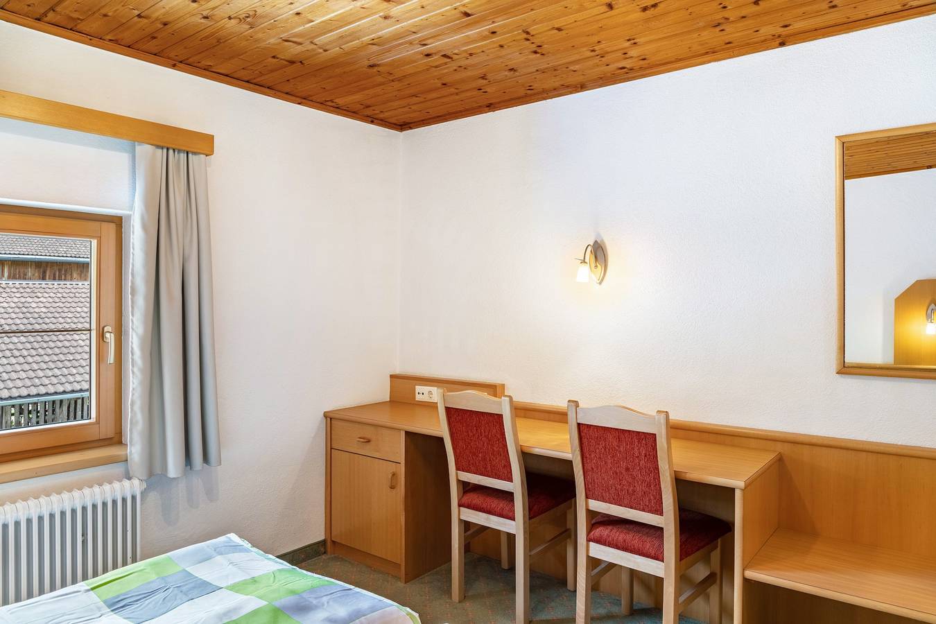 Room '7' with Mountain View, Shared Terrace and Wi-Fi in Hopfgarten im Brixental, Kaiser mountains