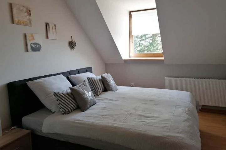 Ferienhaus für 7 Personen, mit Garten