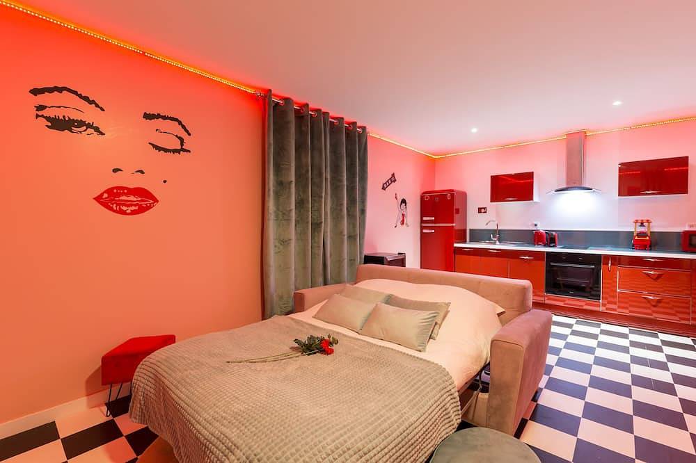 Apartamento entero, Marilyn Monroe Suite - 4P with Private Jacuzzi in Coupvray, Sena y Marne
