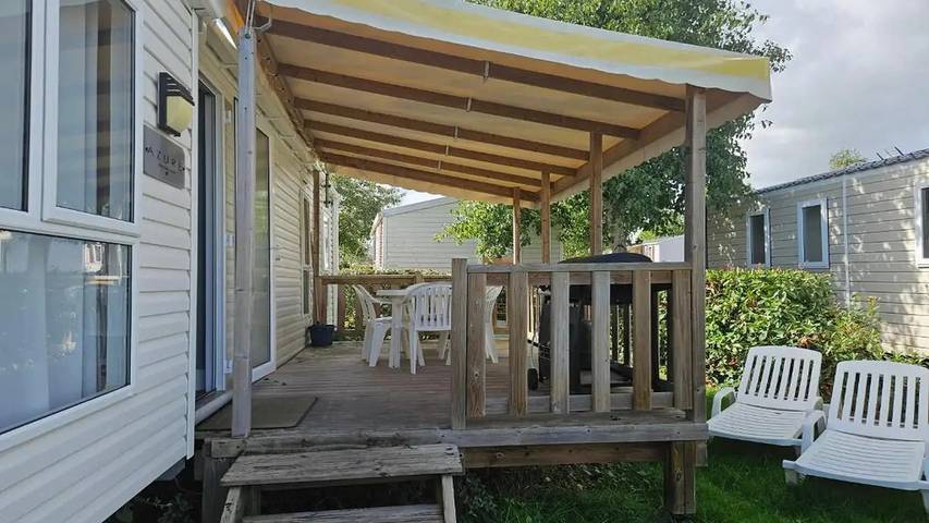 Camping car pour 7 personnes, avec terrasse et piscine à Onzain - 2