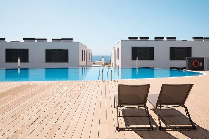 Apartamento de vacaciones para 4 personas, con balcón/terraza y piscina - 1