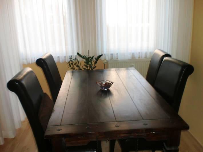 Appartamento intero, Appartamento 'Ferienwohnung Böhme' con terrazza privata e Wi-Fi in Prohlis, Dresda