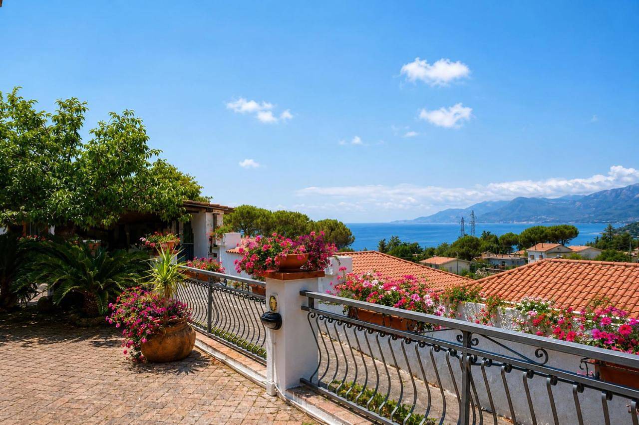 La tela di Penelope in Villammare, Vibonati