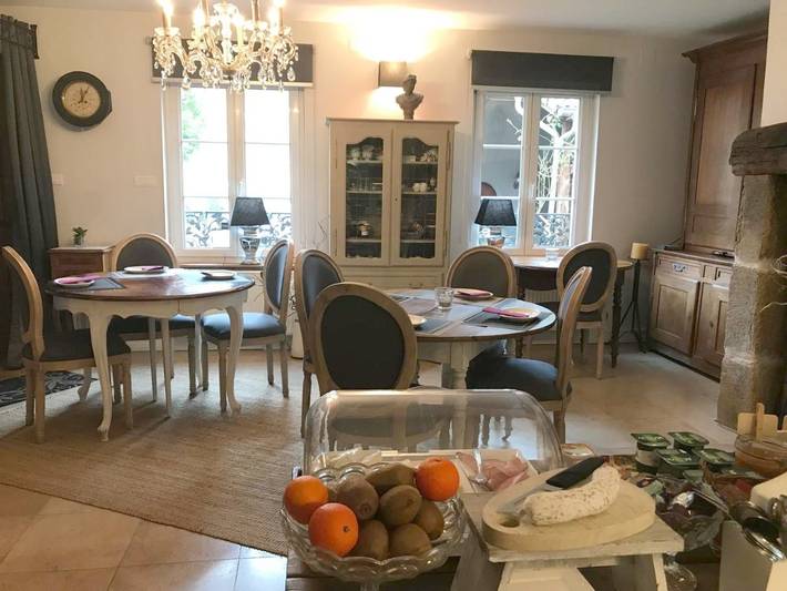 Hôtel pour 2 personnes, avec vue ainsi que piscine et jardin à Saint-Avold - 3