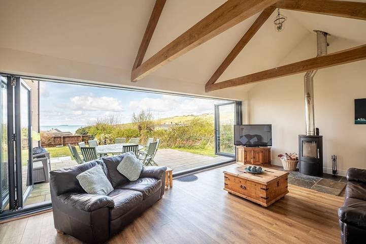 Cottage for 14 people, with garden, with pets - 1