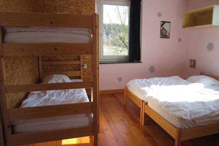 Location de vacances pour 16 personnes, avec jardin ainsi que terrasse et sauna dans Petit-Thier - 3