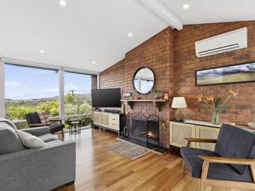 Holiday Home for 6 People in Anglesea, Surf Coast Shire, Photo 1