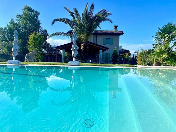 B&b per 2 persone, con Balcone e Terrazza nonché Giardino e Piscina a Cavaion Veronese