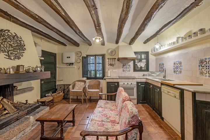 Casa rural 'Can Pere Martí' con piscina privada, terraza privada y Wi-Fi in Jorba, Interior de Barcelona
