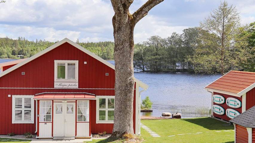 Ferienhaus für 14 Personen, mit Ausblick und Sauna am Bolmen