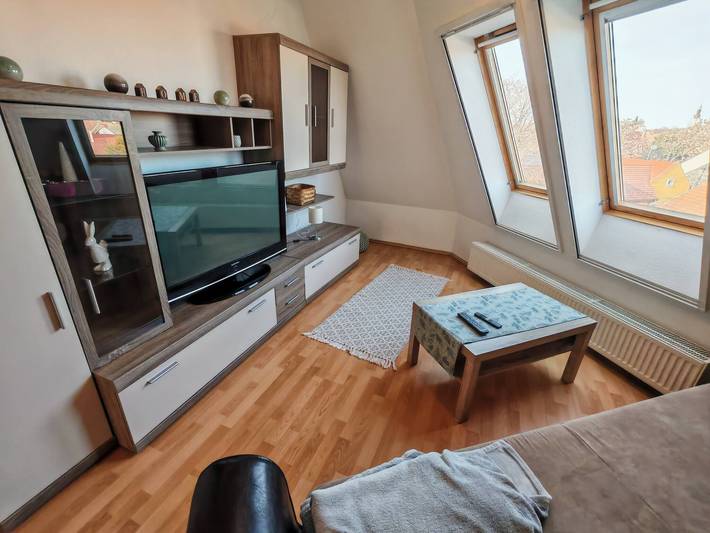 Ganze Wohnung, White Apartment – Gemütlicher und zentraler Rückzugsort mit einem Schlafzimmer in Kecskemét in Ketschkemet, Kecskeméti járás
