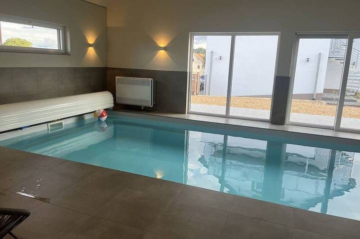 Ferienwohnung für 2 Personen, mit Sauna und Whirlpool sowie Pool und Garten, mit Haustier - 1