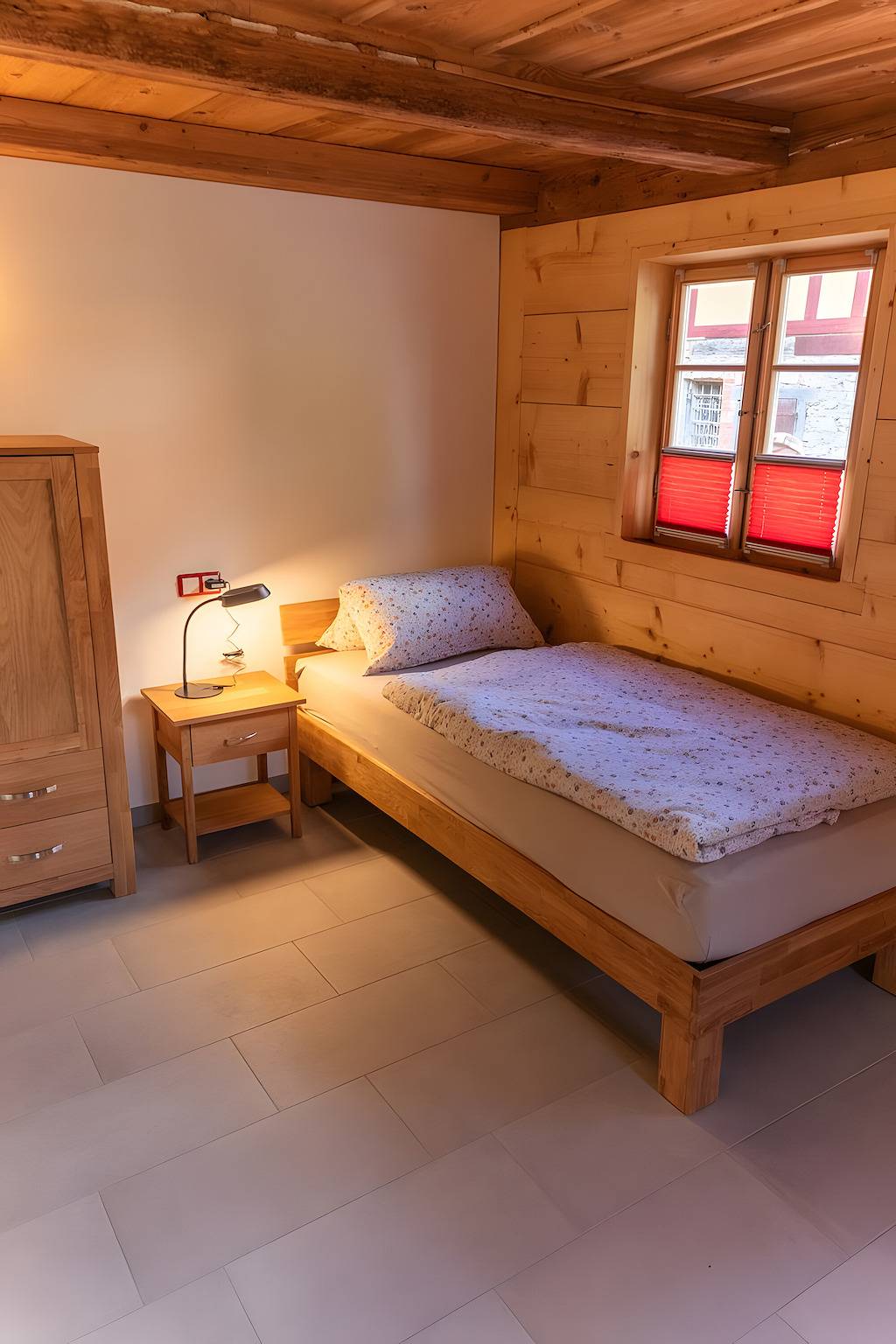 Ganze Wohnung, Ferienwohnung 'Lausche' mit Privatterrasse und Wi-Fi in Bertsdorf-Hörnitz, Zittauer Gebirge