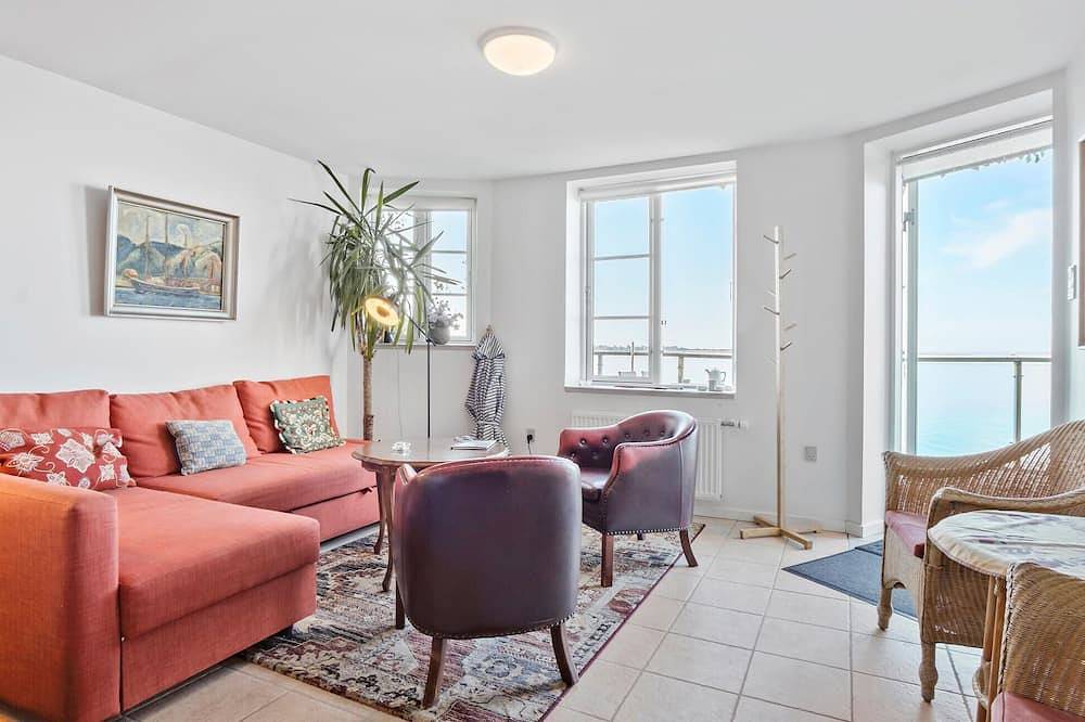 Hel leilighet, Strandleilighet i Faaborg med kjøkken in Faaborg, Little Belt