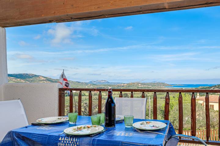 Gîte pour 5 personnes, avec jardin à Monte Petrosu