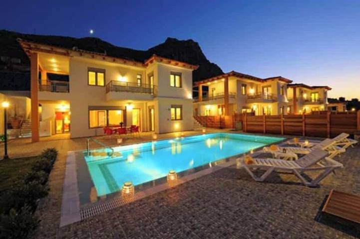 Villa for 6 people, with garden in Koutouloufari