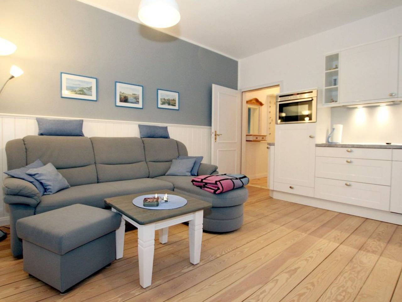 Ganze Ferienwohnung, Badestraße 94, Whg. 2, Haus am Walde - Ferienwohnung in Wyk mit 2 Zimmern auf ca. 38 m² in Wyk auf Föhr (Stadt), Wyk auf Föhr