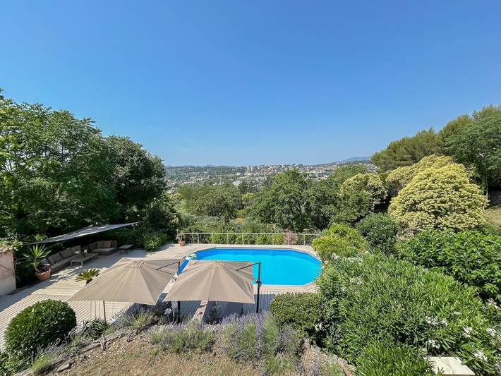 Location de vacances pour 10 personnes, avec Terrasse et Jardin à Grasse - 3