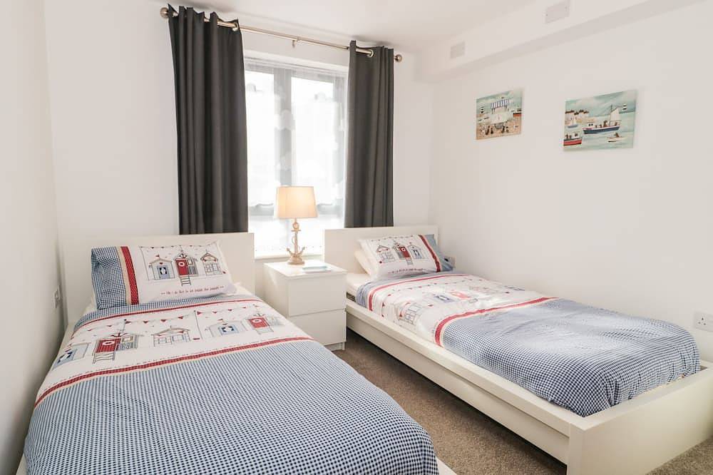 Harbourwalk, pet friendly in West Bay in West Bay, Dorset