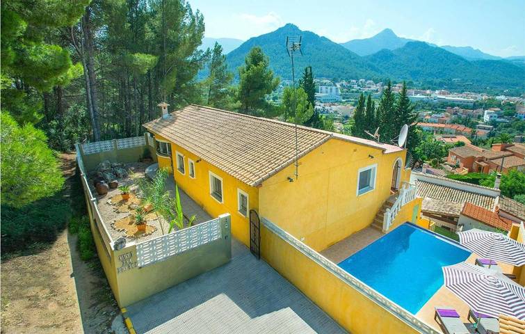 Villa para 8 personas, con Balcón además de Terraza y Piscina en Orba