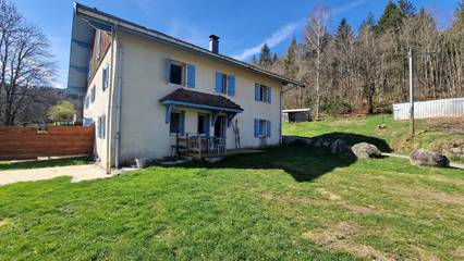Gîte pour 6 personnes, avec terrasse et jardin, animaux acceptés à Fresse-sur-Moselle