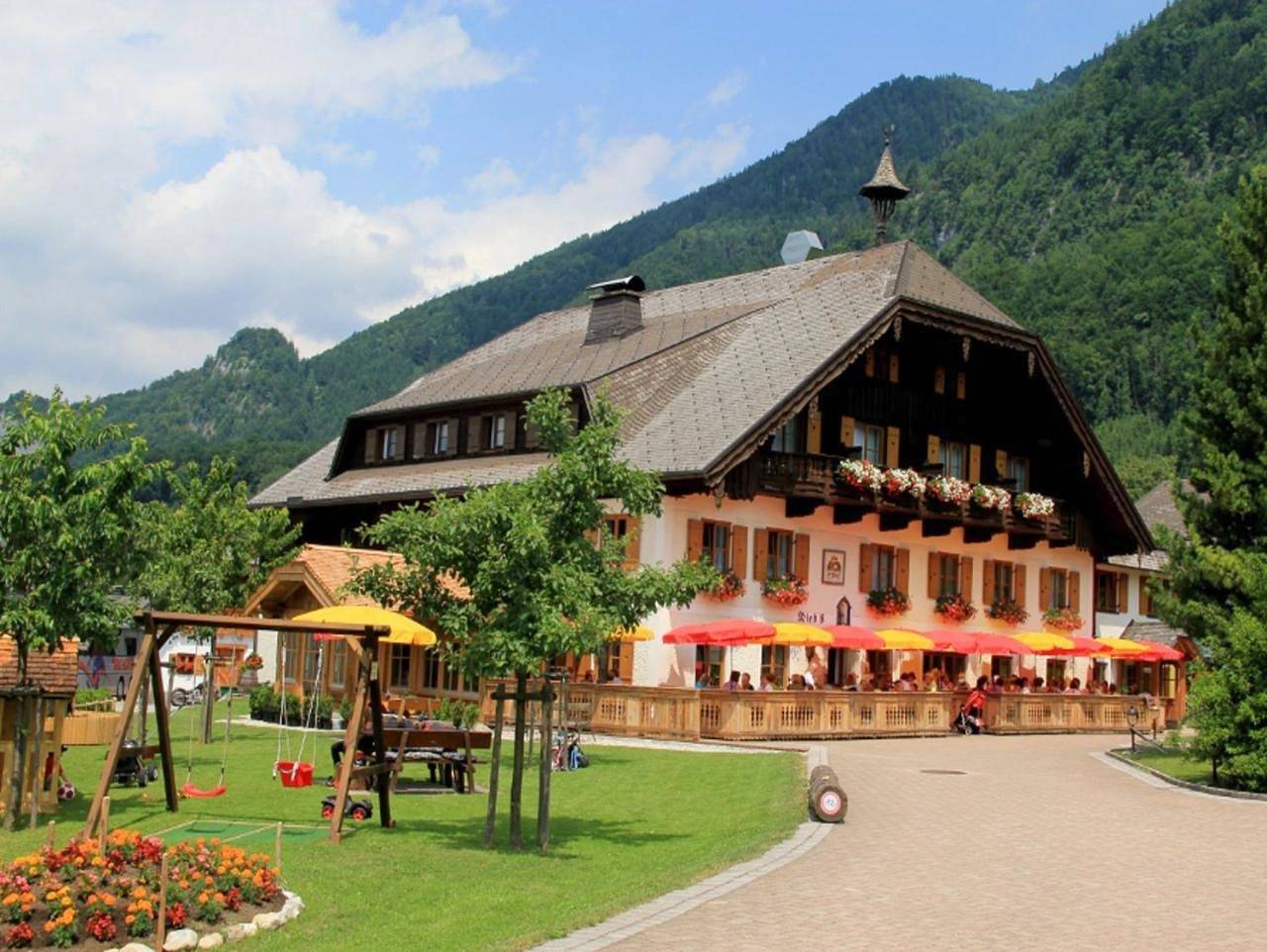 Landgasthof Leopoldhof in Sankt Gilgen, Bezirk Salzburg-Umgebung