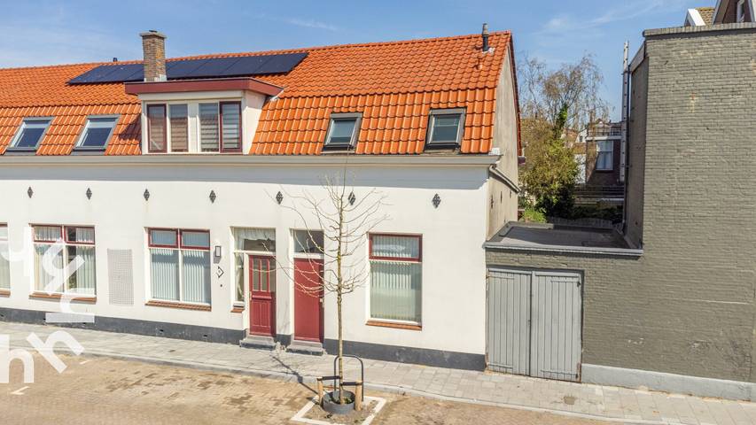 Strandhuisje voor 4 personen, met Terras en Tuin in 