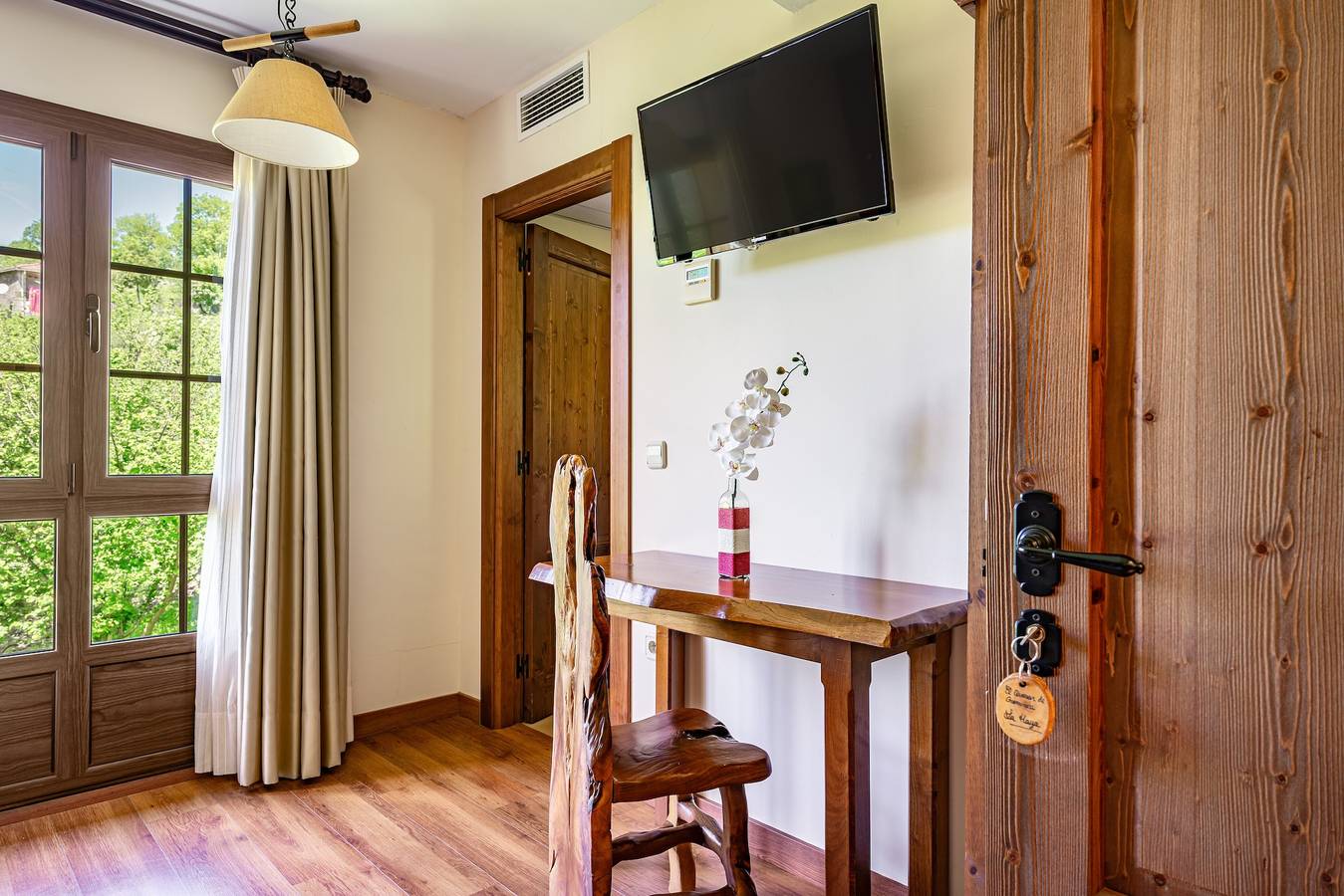 Kamer 'La Haya' met gedeeld zwembad, tuin en wifi, foto 10