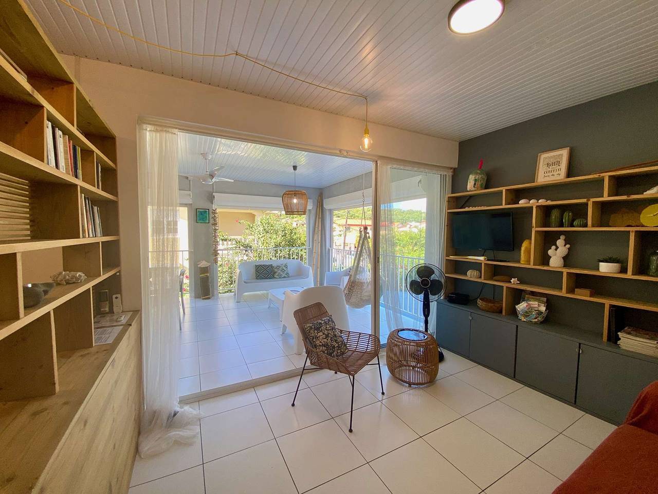 Appartement entier, La Maison Bleue à Sainte-Anne in Sainte-Anne (Martinique), Martinique